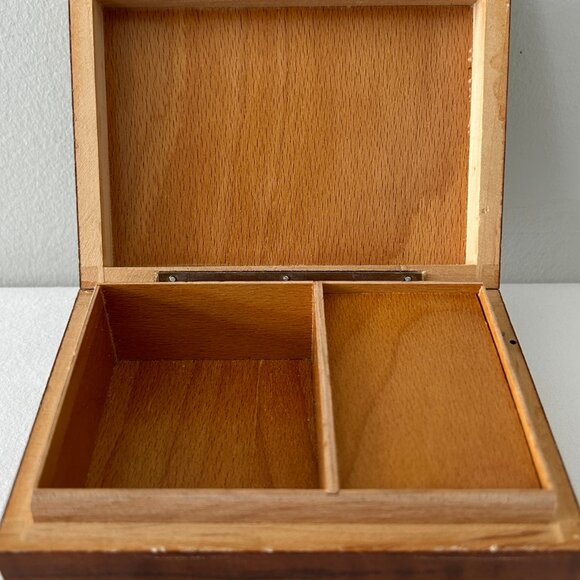 Vintage Inlay Wooden Music Box LADOR Swiss Musical Movement Switzerland Works - Picture 4 of 9